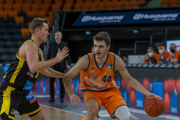 在应对热刺 在应对热刺